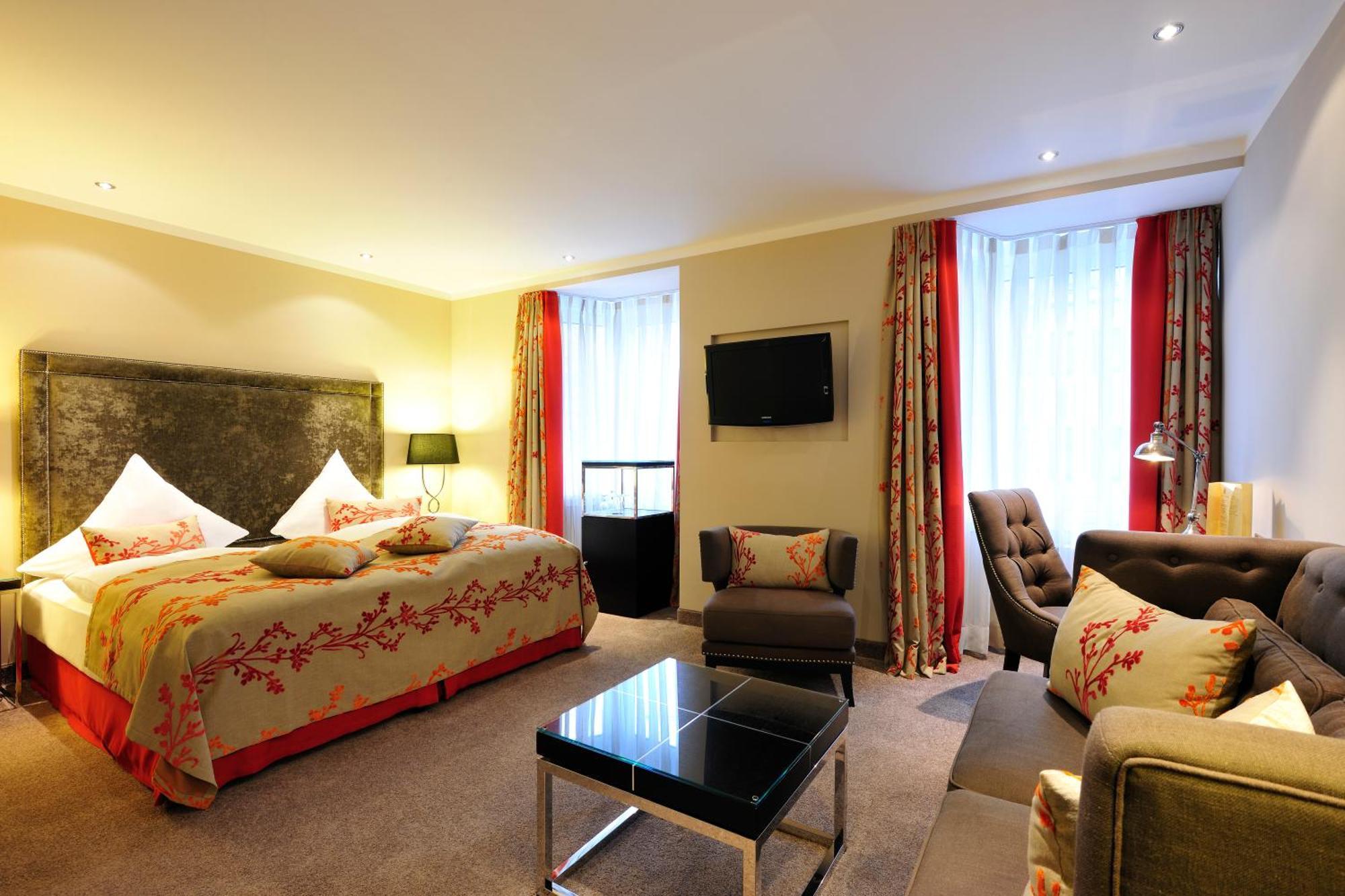 Kastens Hotel Luisenhof Hannover Luaran gambar A suite at the Hotel de l'Europe