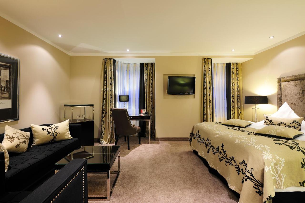 Kastens Hotel Luisenhof Hannover Luaran gambar A suite at the hotel